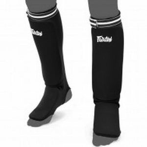 FAIRTEX SLIP-ON SHIN INSTEP GUARDS